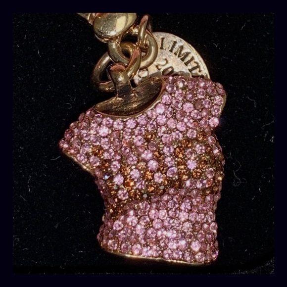 Juicy Couture Limited Edition 2005 Pink Pave T-Shirt Charm - Picture 5 of 6